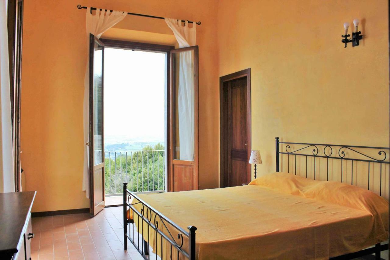 Castello Di Populonia Villa A Mare Exterior photo